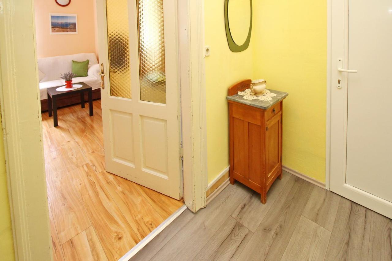 Apartment Kalcic Baška Extérieur photo